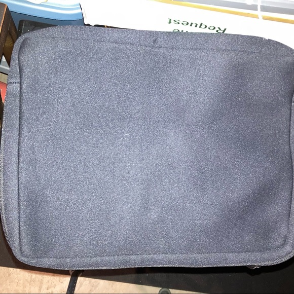 Vaio computer bag-black waterproof material - Picture 2 of 3